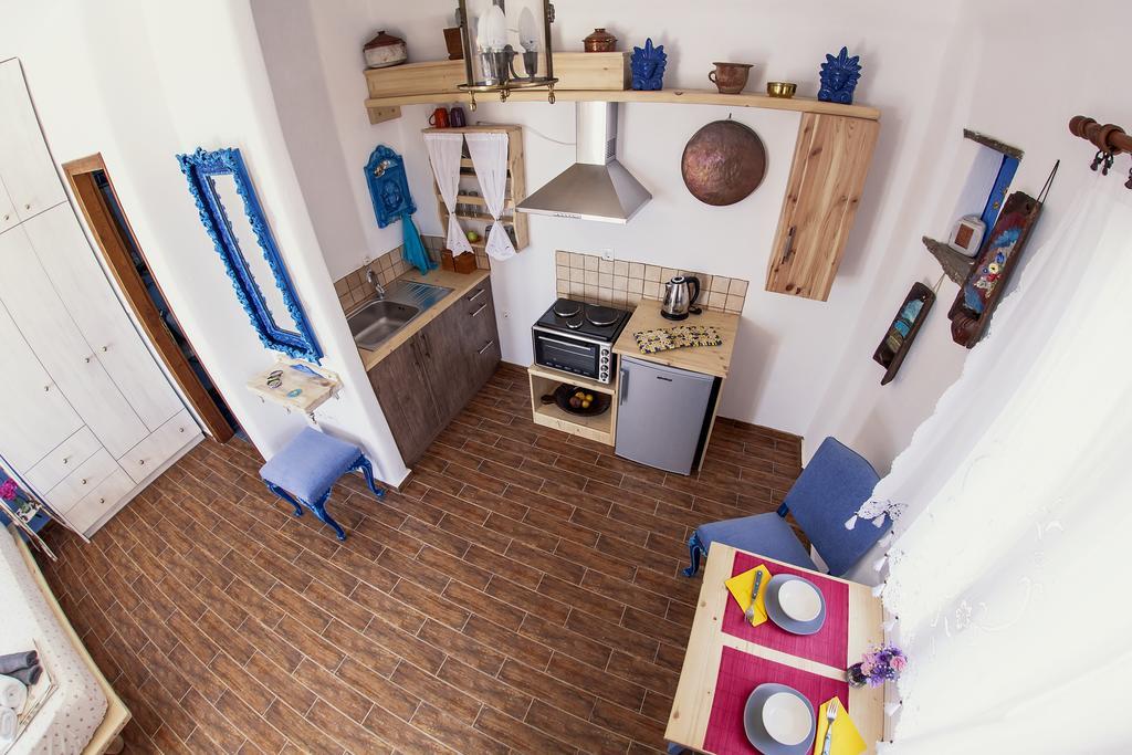 Castria Studios Kionia Exteriér fotografie
